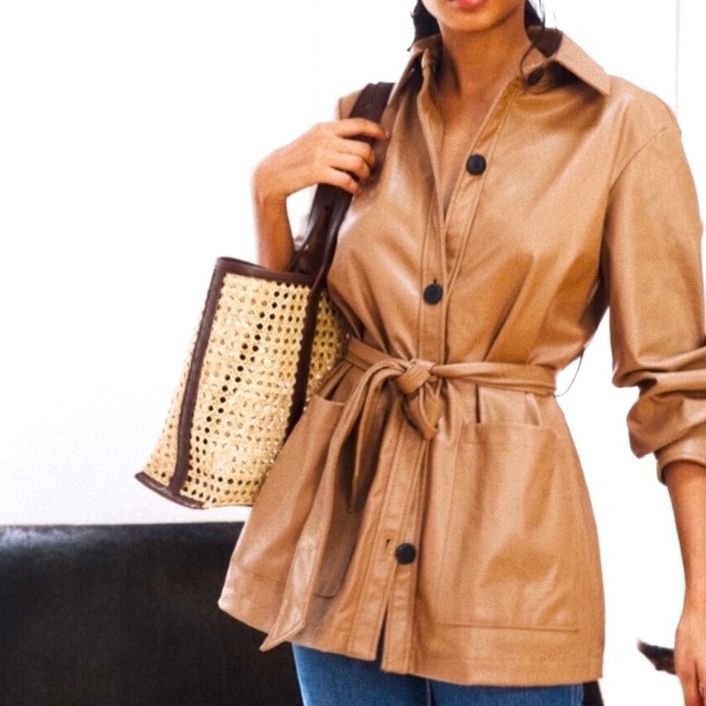 Zara Women’s Camel Faux Leather Belted Oversized Shirt Size Small! - Picture 2 of 13